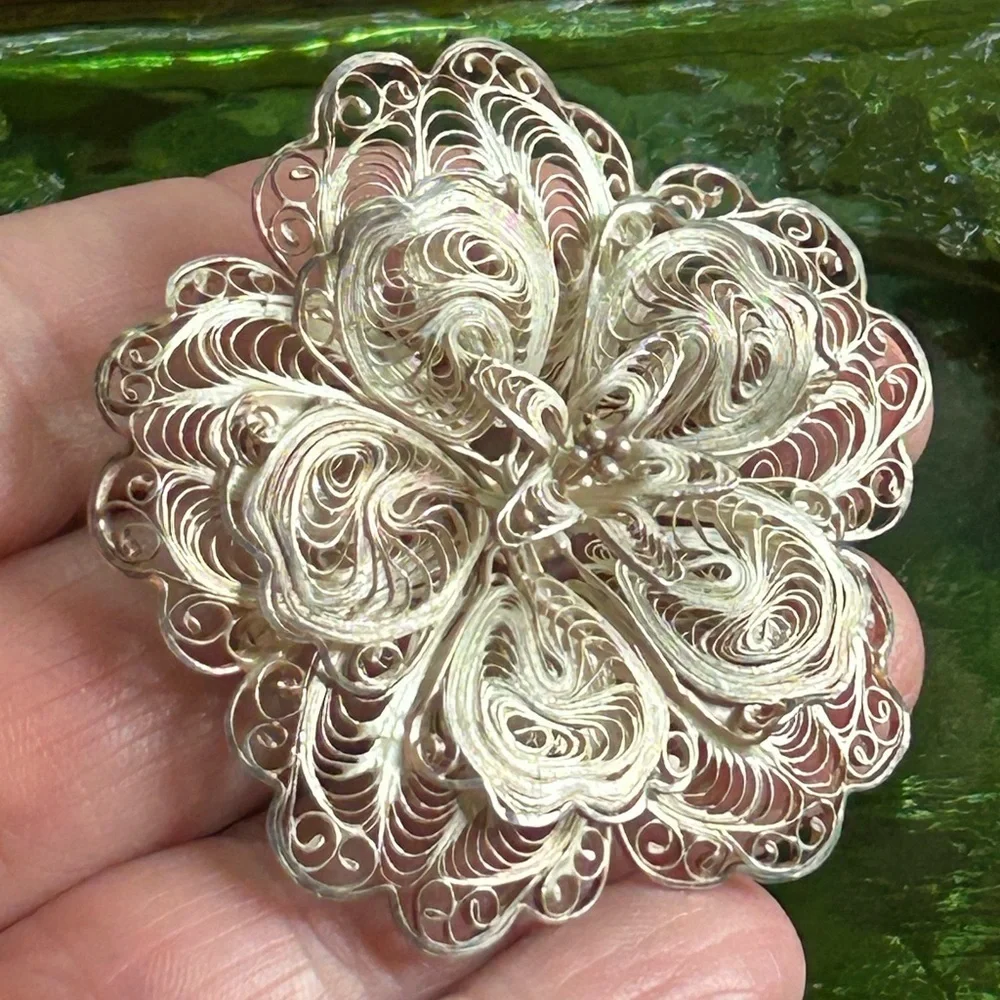 Vintage Sterling Silver Handmade Flower Filagree Brooch